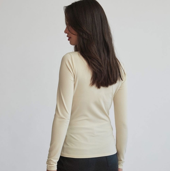 Knit Crepe Long Sleeve Top With Front Cutout - Picture 4 of 5